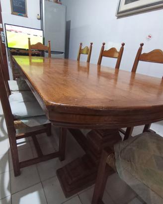 Tavolo in massello rovere con 8 sedie 