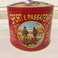 Scatola di latta natalizia