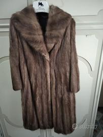 Sei pellicce come da foto e tre colli non in foto