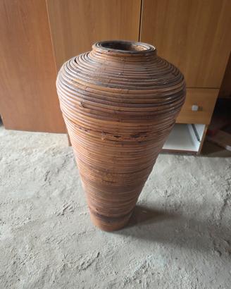 Vaso da arredo in vimini