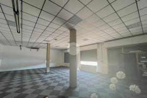 NEGOZIO A SPINO D'ADDA