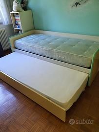 Letto singolo apribile con materassi