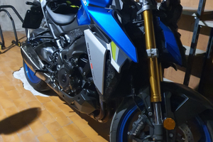 Suzuki gsx s 1000 sport