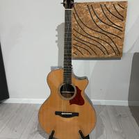 Chitarra elettroacustica Baritona Ibanez AE255BT