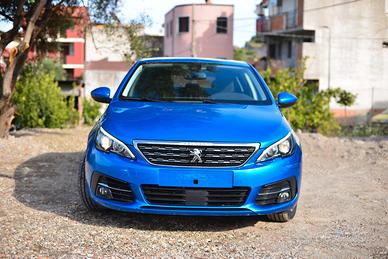 Peugeot 308 BlueHDi 130 S&S EAT8 Allure Pack