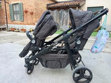Passeggino gemellare 