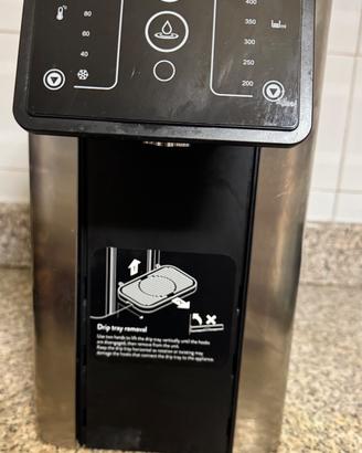 dispenser di acqua calda e fredda Aqua