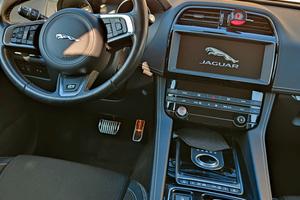 Jaguar f pace r-sport 4wd 