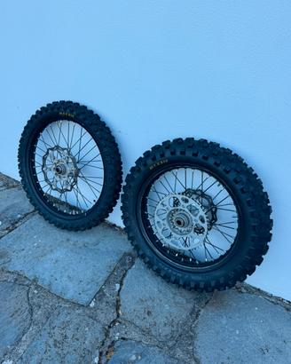 Cerchi enduro KTM completi + gomme NUOVE