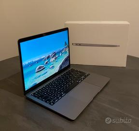 Macbook Air 13” M1 8-Core 8GB RAM