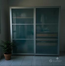 Armadio Ikea PAX con ante scorrevoli 