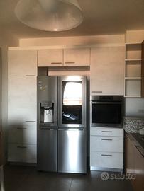 Cucina rovere poro aperto e vetro