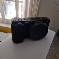 Sony ZV‑E10 + Cage SmallRig + 2batterie extra