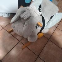 cavallo a dondolo nattou