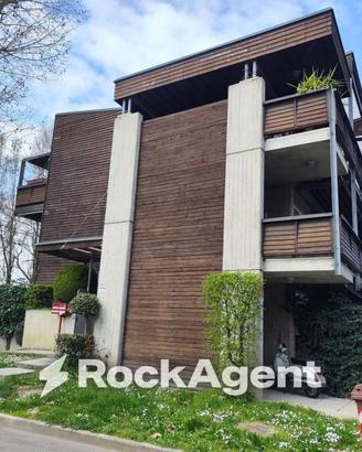 Appartamento di 173 m² con 5 locali e box auto a A