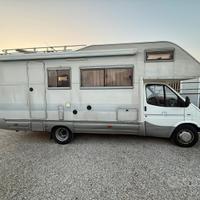 Camper super brig 678 del 1997 posti letto 7