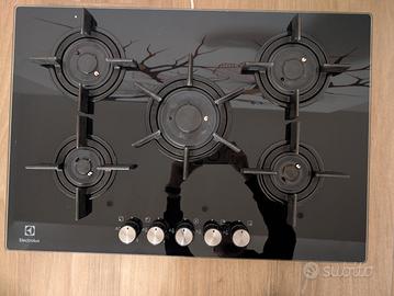 Piano cottura 5 fuochi Electrolux pvf750uon