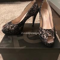 Décolleté nere a punta aperta eleganti