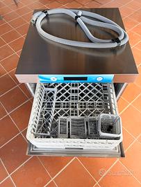 Lavastoviglie professionale