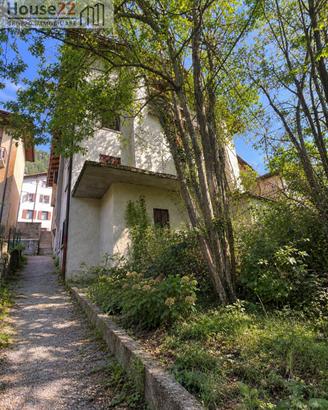 Palazzo a Valle di Cadore (BL)