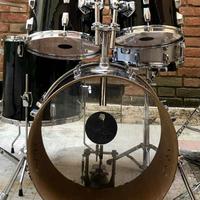 BATTERIA PEARL COMPLETA DI ASTE E PIATTI