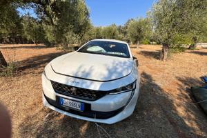 Peugeot 508 SW GT automatica incidentata