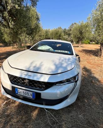 Peugeot 508 SW GT automatica incidentata