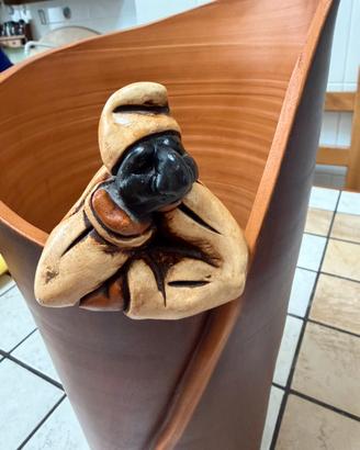Vaso Pulcinella in terracotta Vitullo