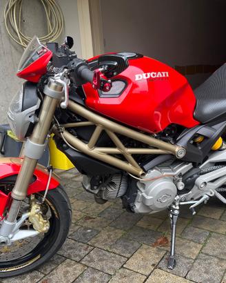 Ducati Monster 696 - 2013 20th anniversario