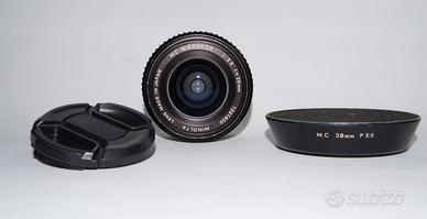 Minolta MC W. Rokkor 28 mm f 3.5, paraluce, tappi