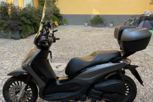 Piaggio Beverly 300