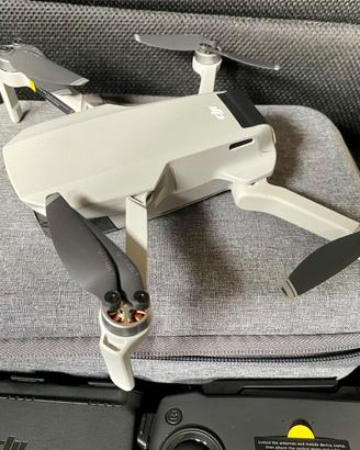 DRONE DJI MAVIC MINI  FLY MORE COMBO
