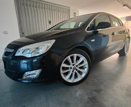 OPEL Astra 4ª serie - 2010