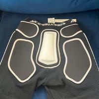 Pantaloncini paracolpi marca Acerbis