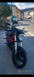 Ducati Monster 695