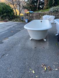 Vasca da bagno in ghisa freestanding