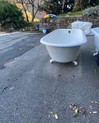 Vasca da bagno in ghisa freestanding