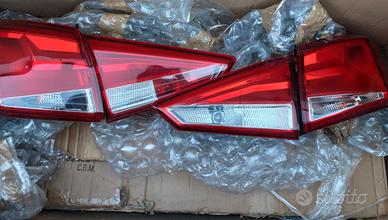 Coppia Fanali fari luci posteriori Seat Arona