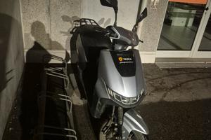 scooter Yadea 50