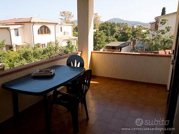 Santeodoro grazioso bilocale vicino alla cinta