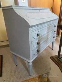 Scrivania con ribaltina