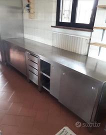 Piano lavoro in acciaio professionale