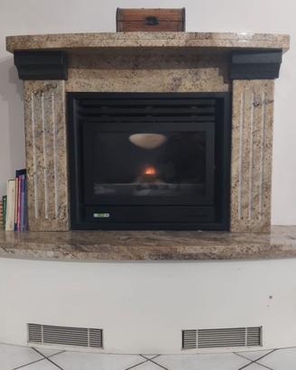 rivestimento marmo per caminetto