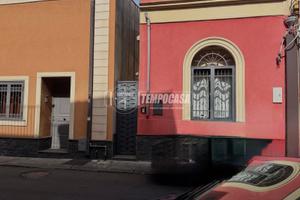 LUMINOSO 3 VANI INDIPENDENTE CON TERRAZZO E GIARDI