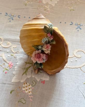 Conchiglia in Capodimonte nuovo