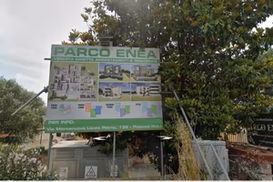 Terreno edificato struttura condonata Parco Enea