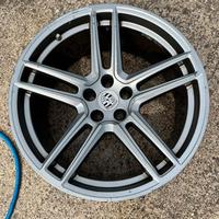 Cerchio in leba Porsche Macan r 20