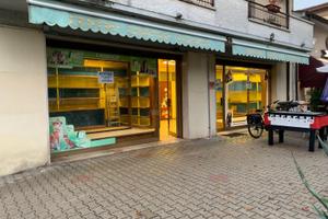 Fondo commerciale/uffici