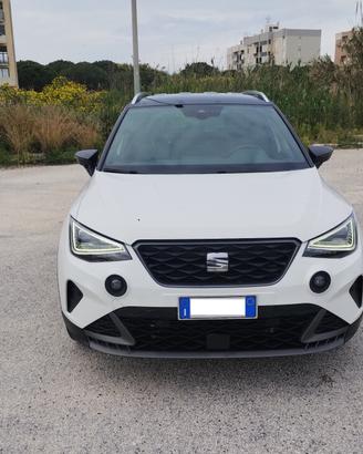 Seat Arona 1.0 TGI FR ( sportiva , full optional e