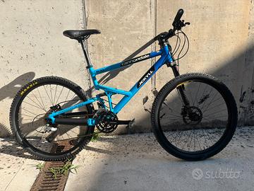 Cannondale jekyll 800